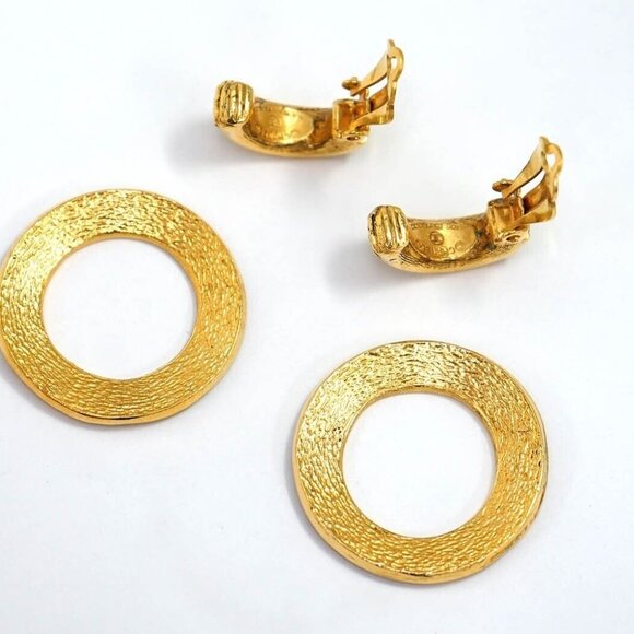 CHANEL 2 way Hoop Dangle Clip-On Earrings Gold Tone Auth #20091 - Picture 4 of 5